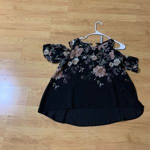 Cold shoulder top